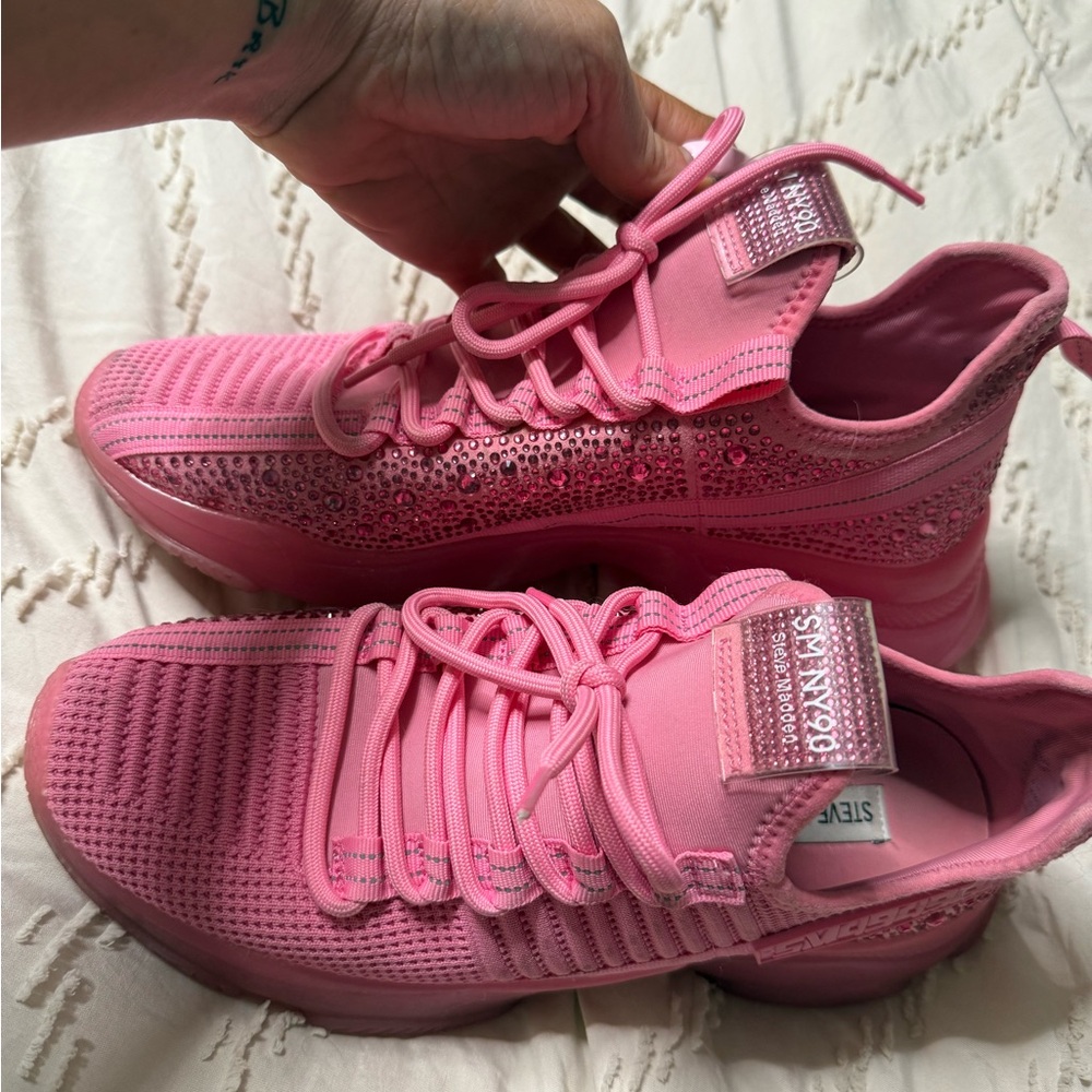 Pink bling Steve Madden sneakers - Picture 3 of 3